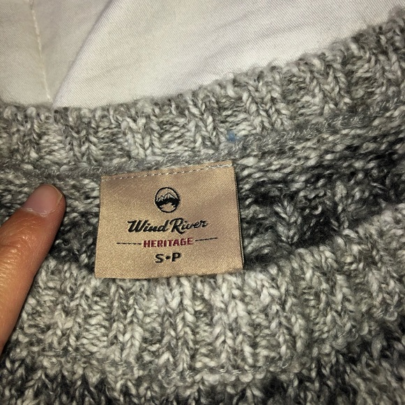 Christmas sweater - Picture 3 of 3